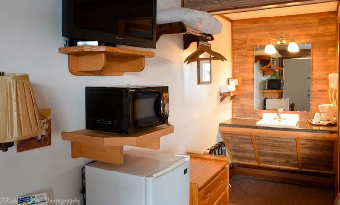 Vindel Motel - Web Listing (newer photo)